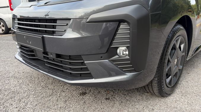 Vauxhall Vivaro L1 Diesel 1.5 Turbo D 120 Pro H1 Van - Image 23